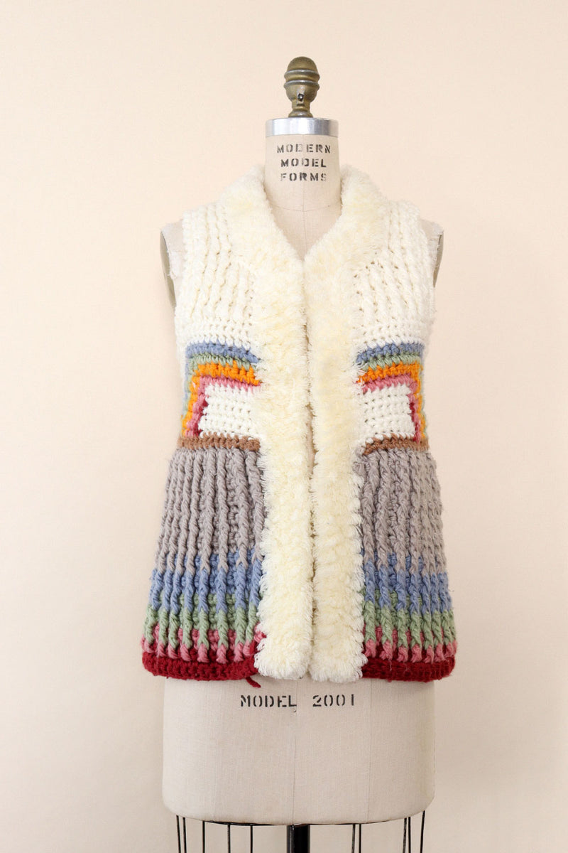 Shaggy Rainbow Vest M – OMNIA