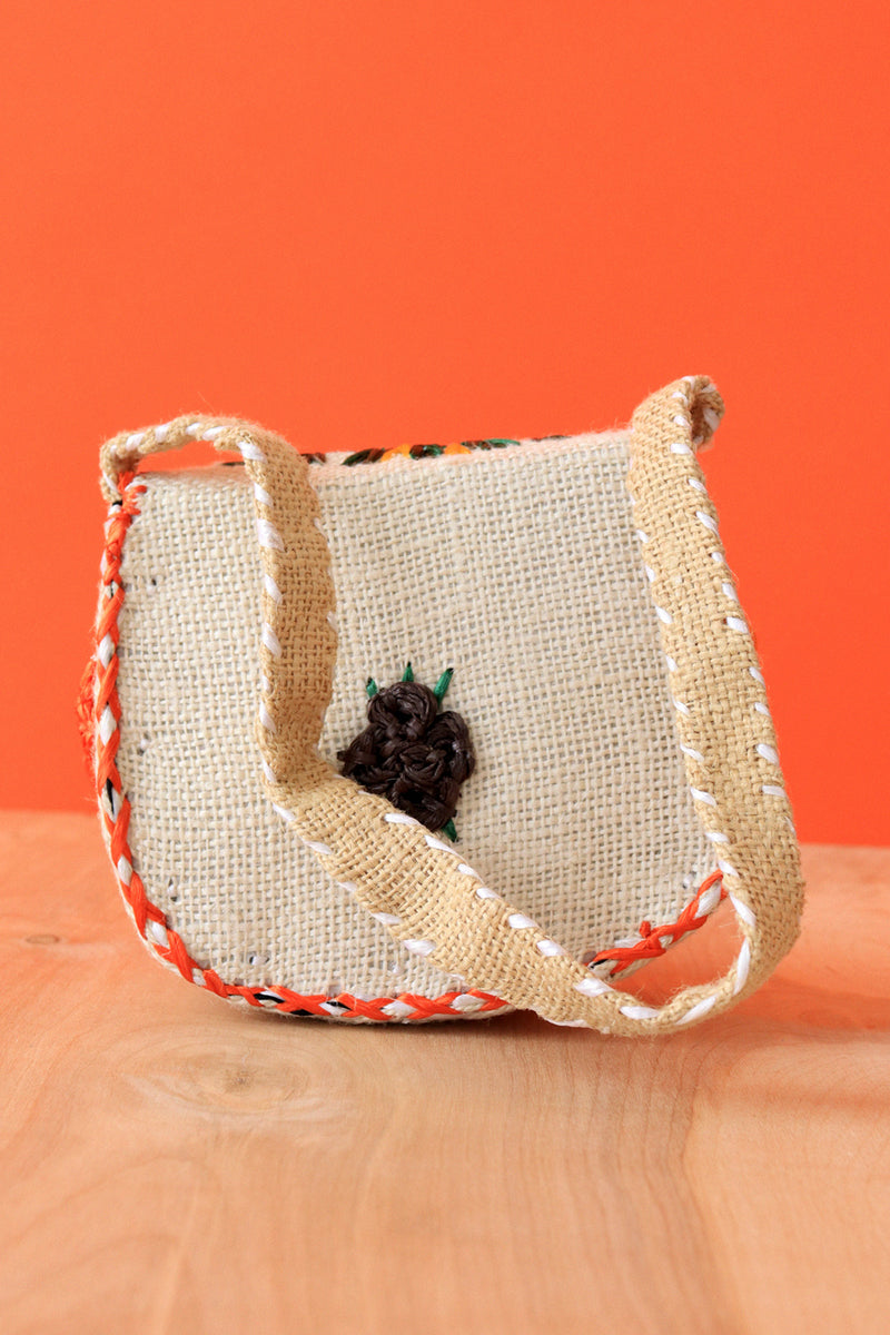 Petite Raffia Flower Purse