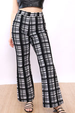 Monochrome Textured Plaid Flares L