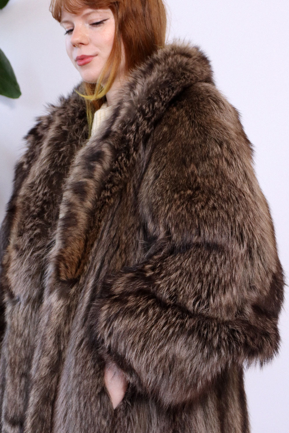 Madison Ave Raccoon Fur Coat M