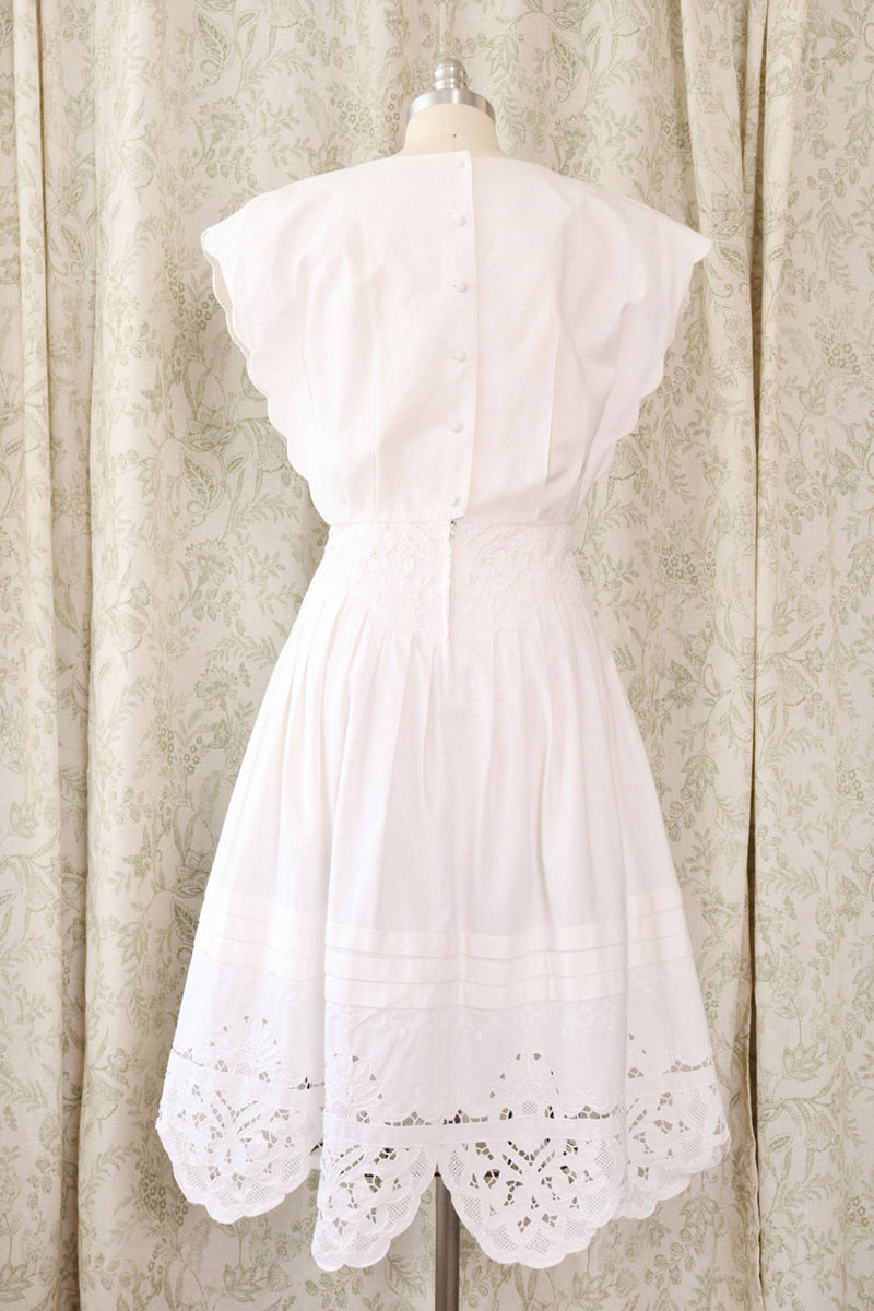 Snowy Scalloped Cotton Pinafore Dress S/M