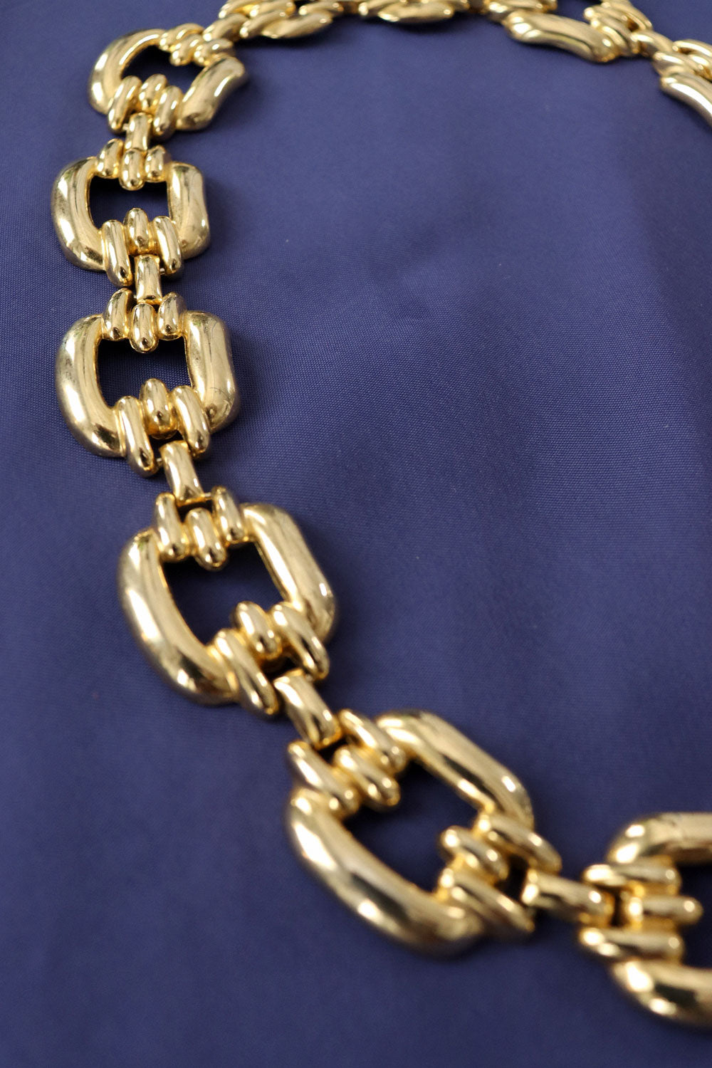 Golden Buckle Collar Necklace