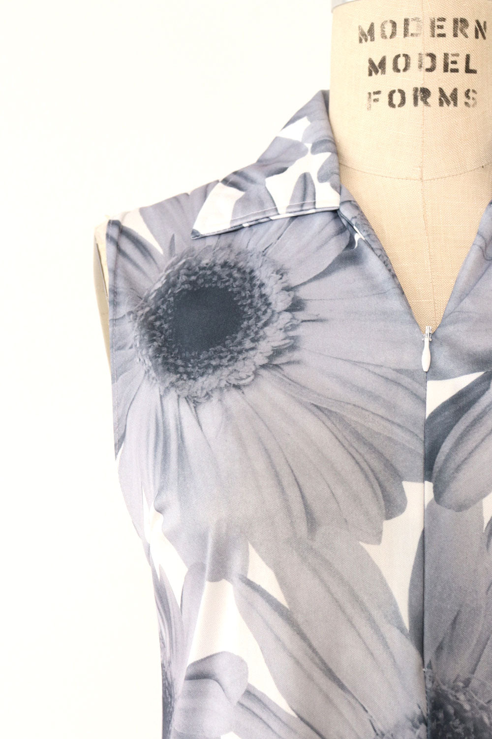 Monochrome Sunflower Print Dress M