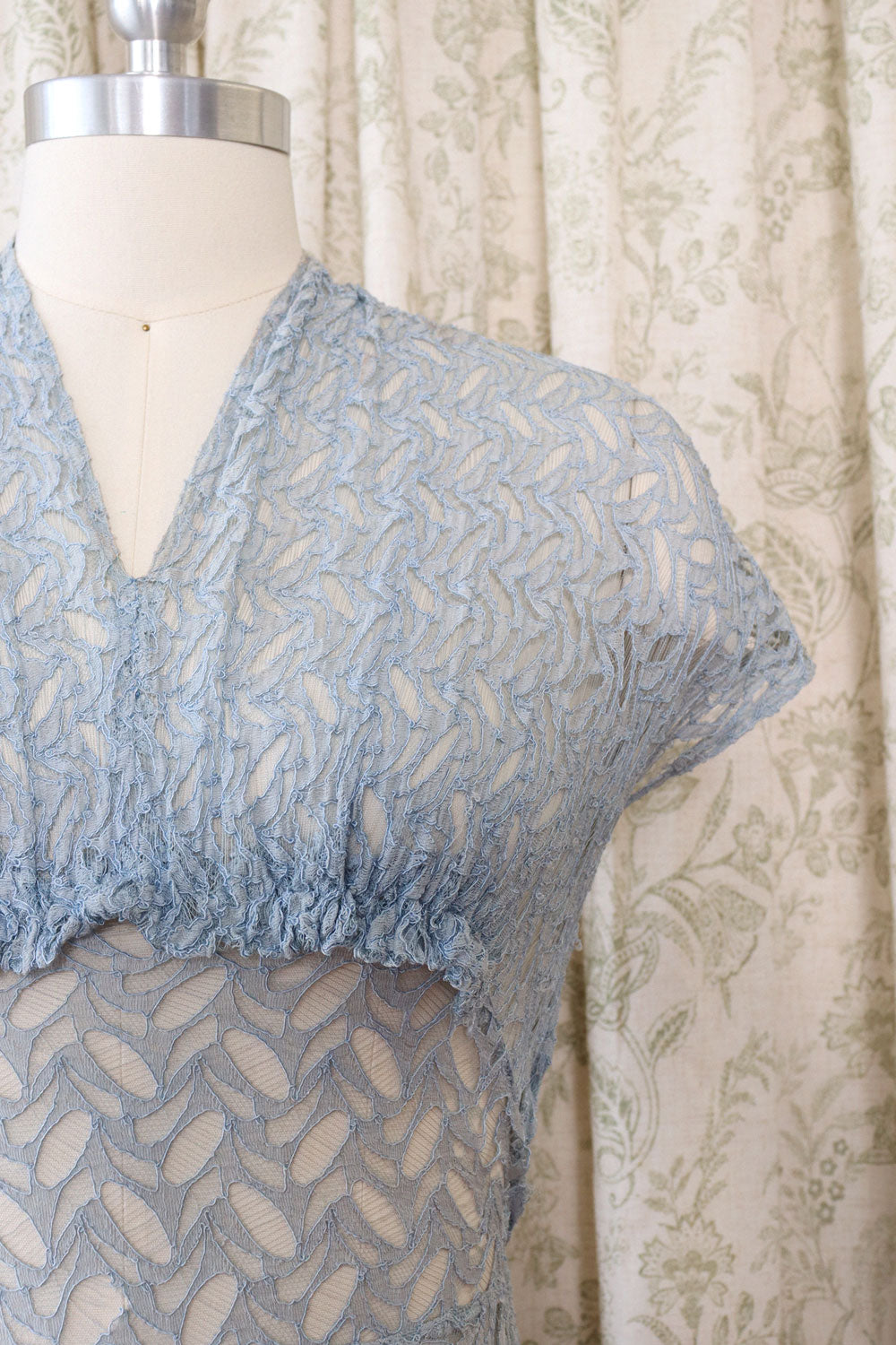 1930s Hazy Blue Lace Dress XS