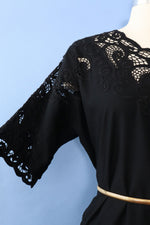 Balinese Lace Ensemble S-L