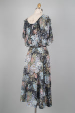 Moody Floral 70s Flutter Dress M