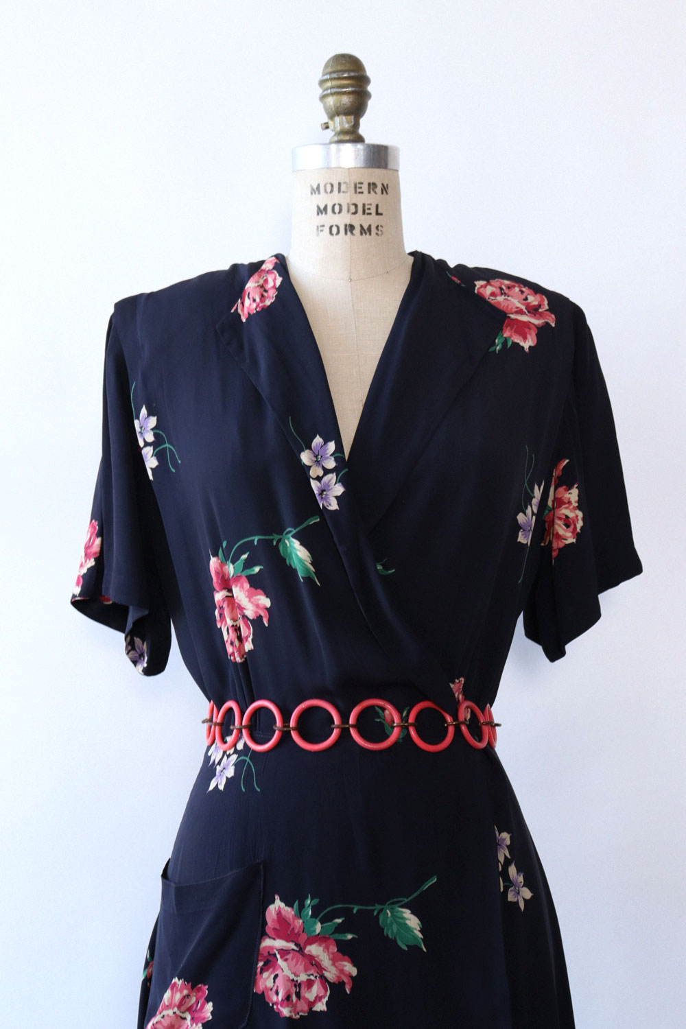 Cold Rayon Midnight Floral Robe M/L