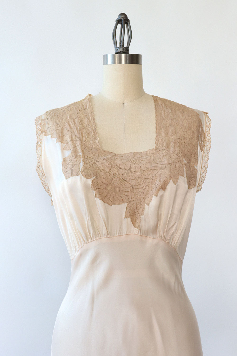 Vanilla Lace Maxi Slip M