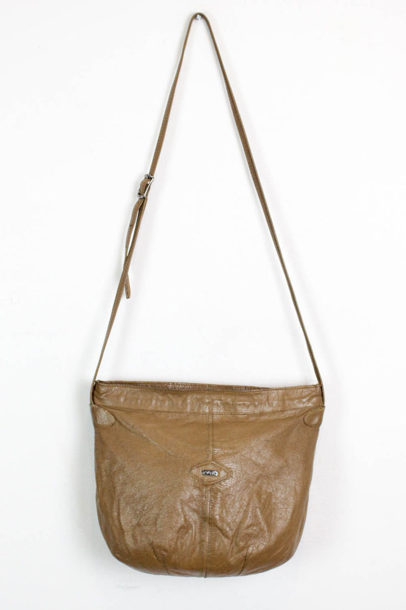 tan leather crossbody purse