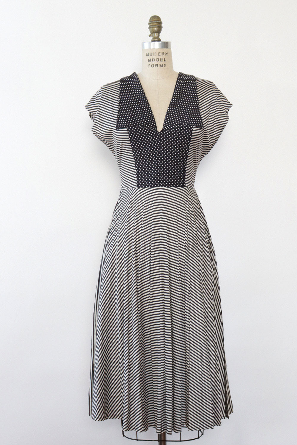 Stripe Dot Stripe Pleated Dress S-S/M