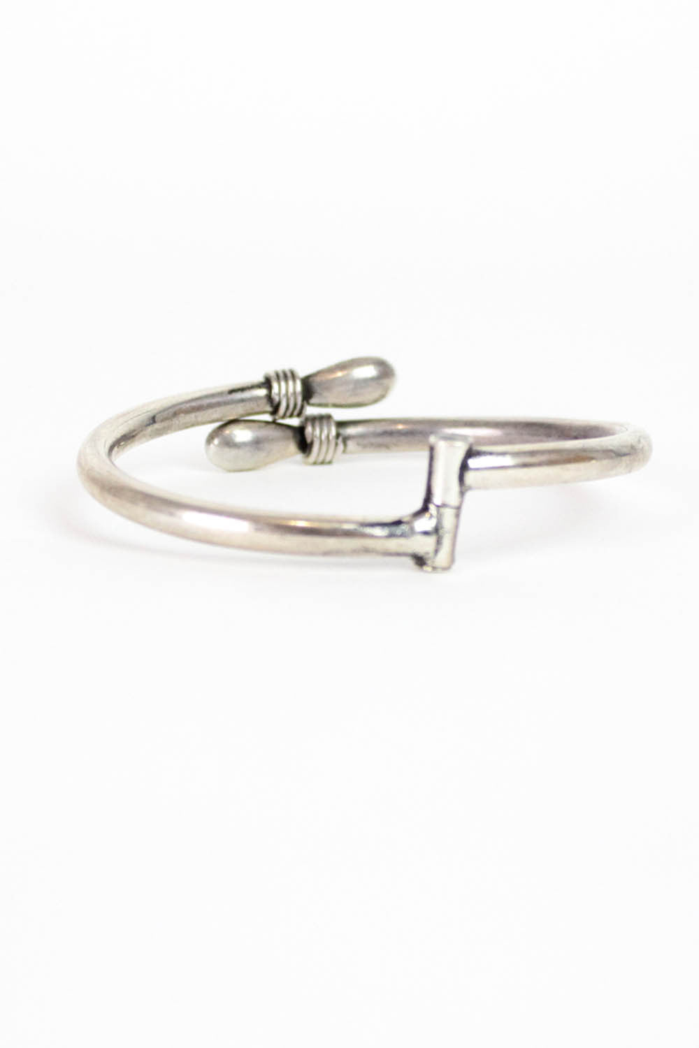 925 Hooking Bangle