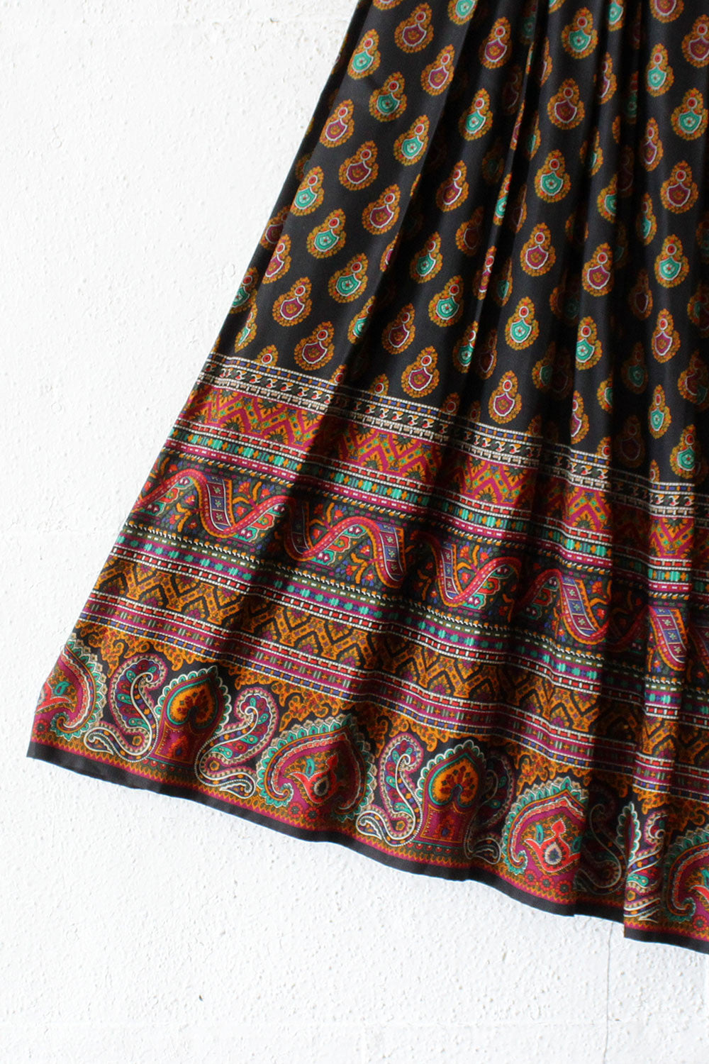 Paisley Kingdom Skirt L