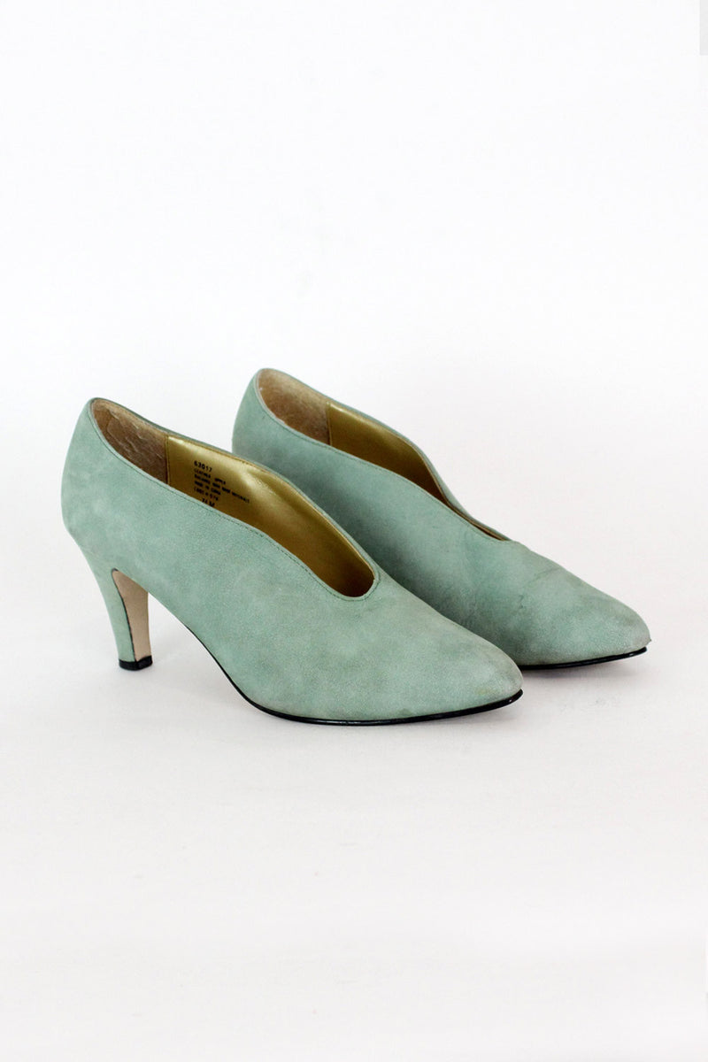 Seafoam Notched Heels 7.5