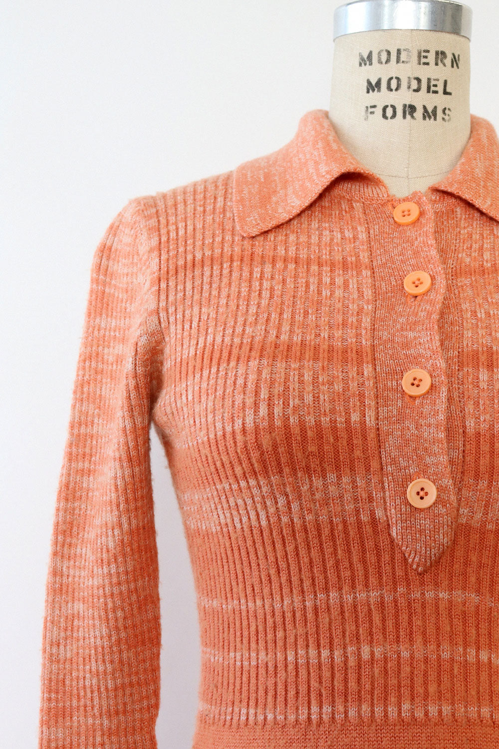 70s Peach Ribbed Sweaterdress S/M