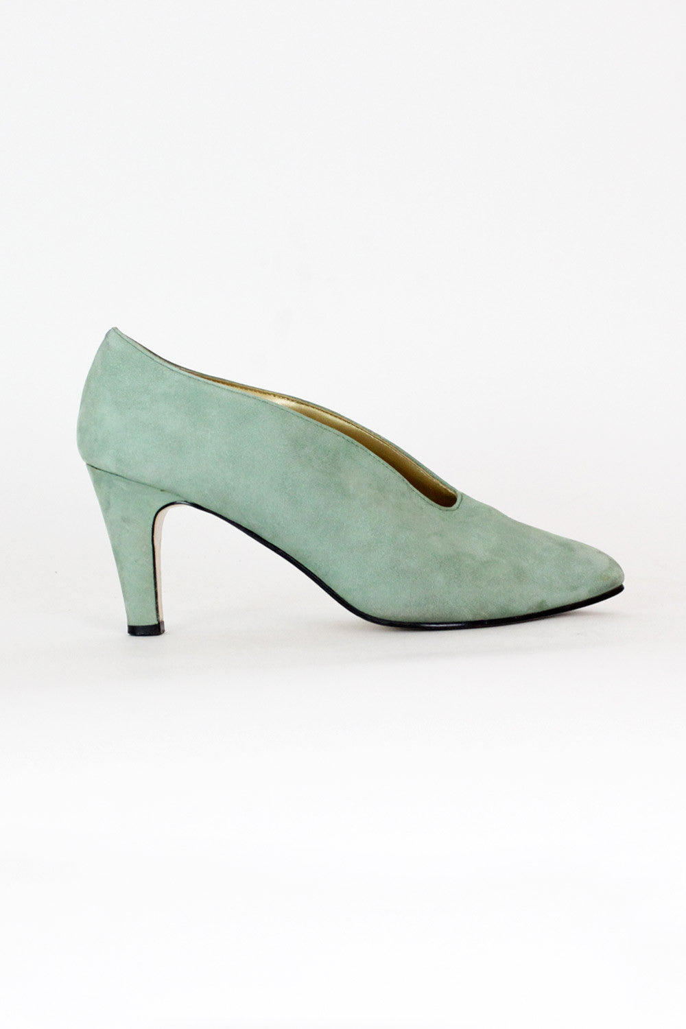 Seafoam Notched Heels 7.5