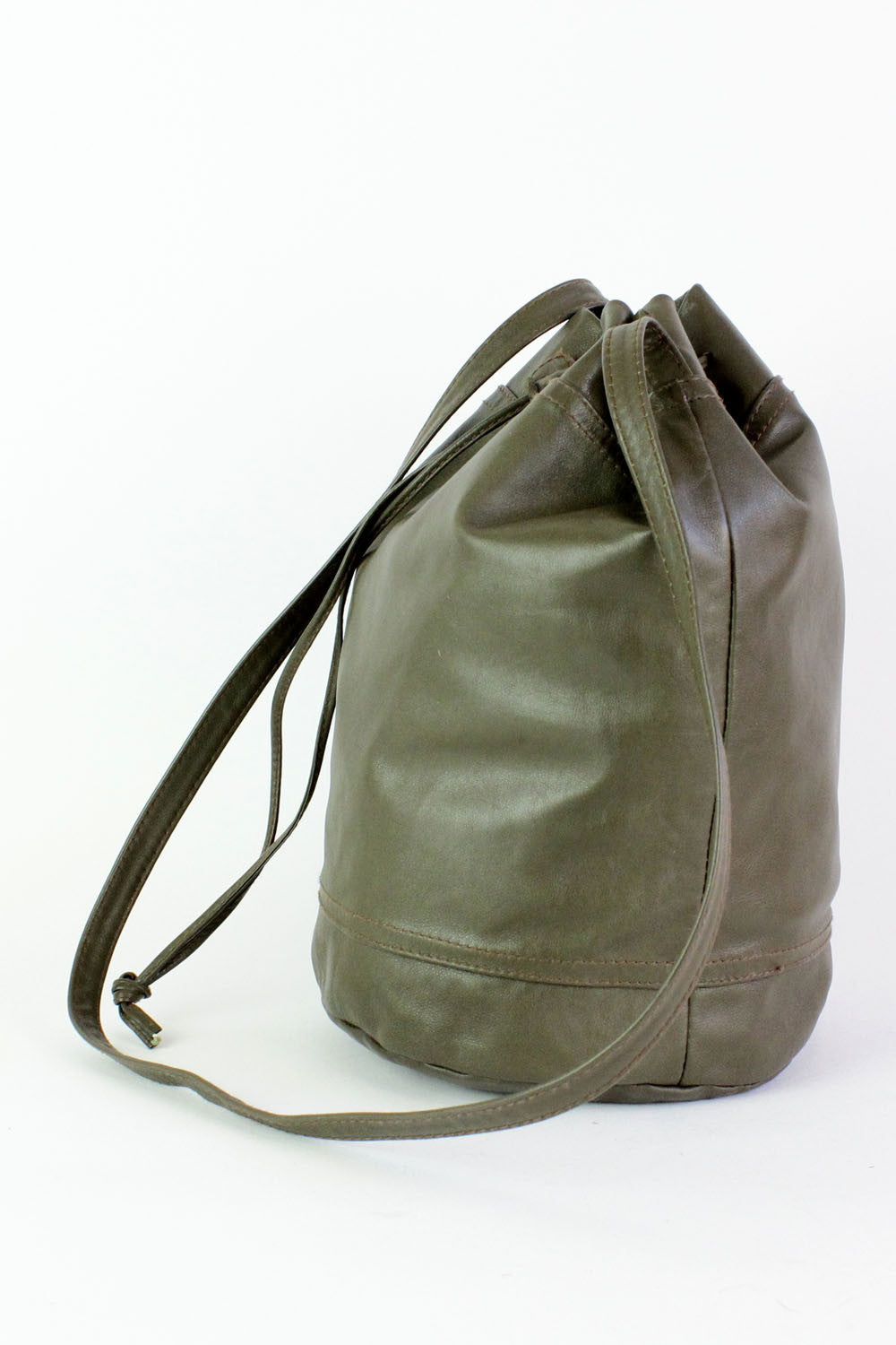 PB0110 - Olive green leather bucket bag AB 103.1 - Schwittenberg
