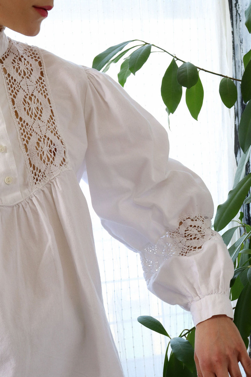 Cotton Lace Billowy Blouse S/M