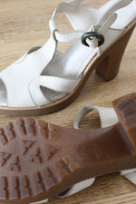 Marc Jacobs Ivory Leather Crepe Heels 8