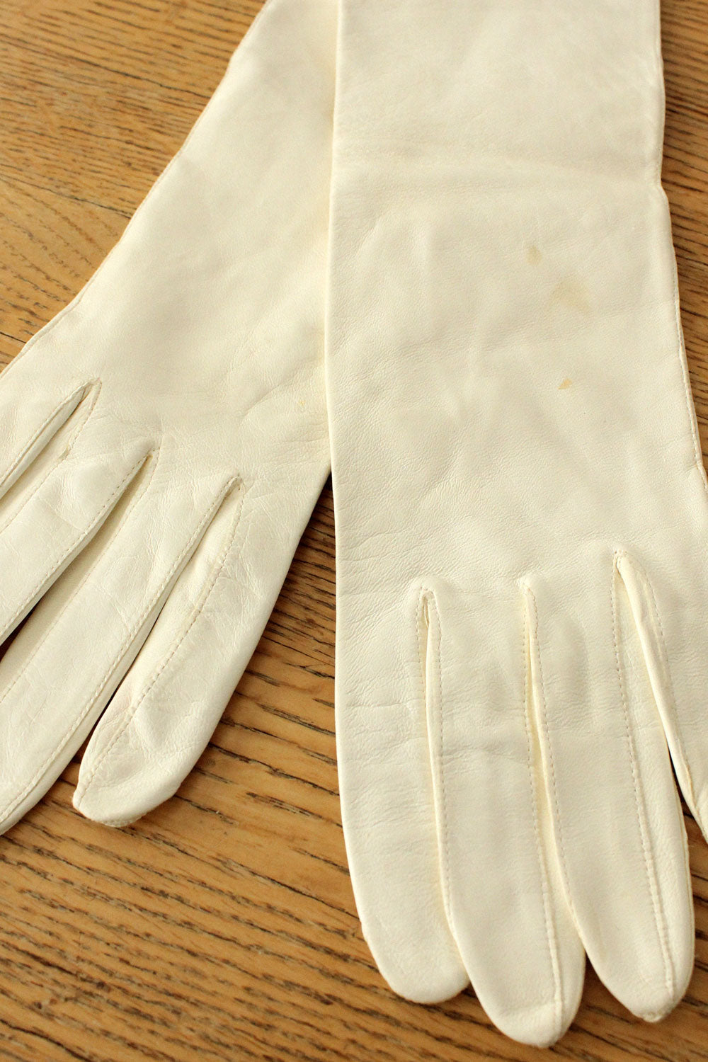 Italian Leather Long Ivory Gloves