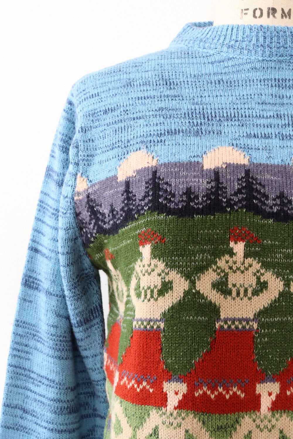 Sigallo Folk Dancing Sweater M/L