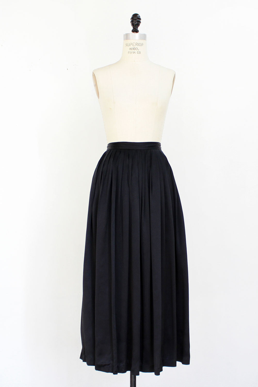 Liquid Silk Skirt M/L