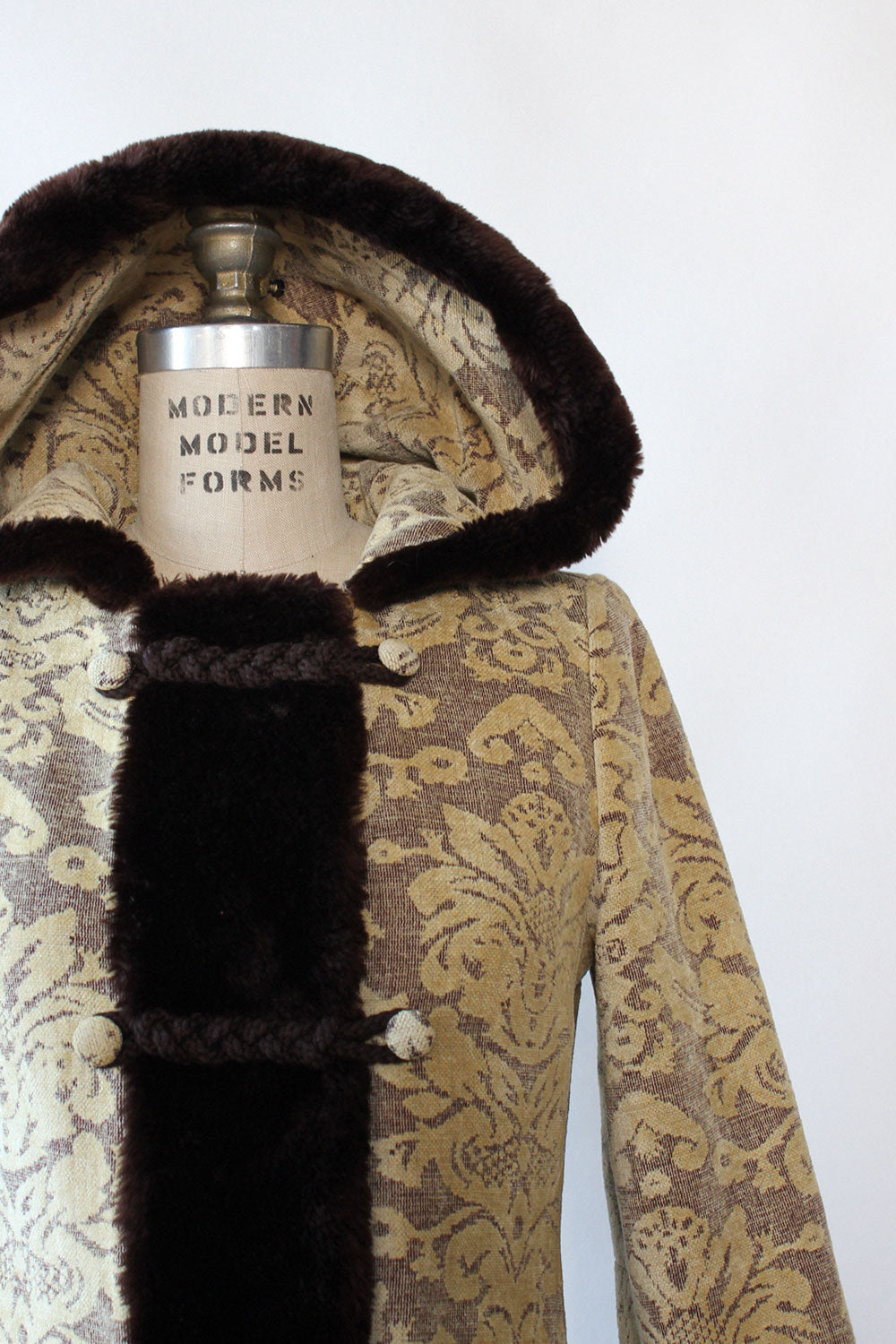 Hooded Tapestry Elevenses Coat XS/S