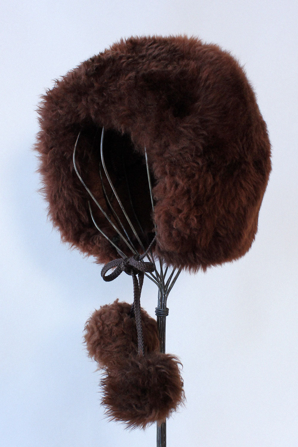 Cocoa Shearling Pom Pom Cap